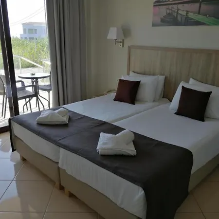 Carisa And Hotel Maleme (Crete)