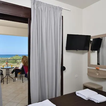 Hotel Carisa And *