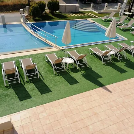 Carisa And Hotel Maleme (Crete)